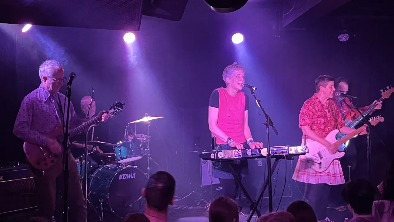 Heavenly on stage at the Empty Bottle. 